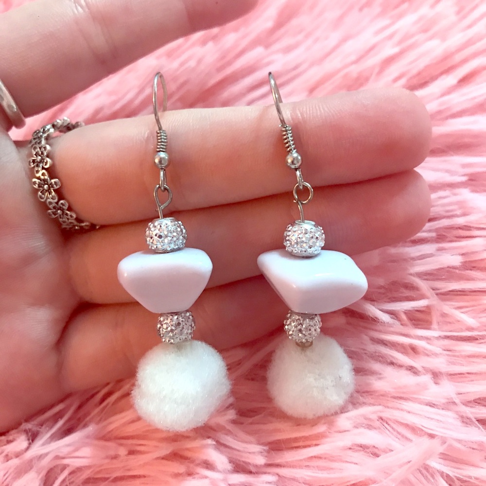 Lavender rock earrings , but make it fashion✨